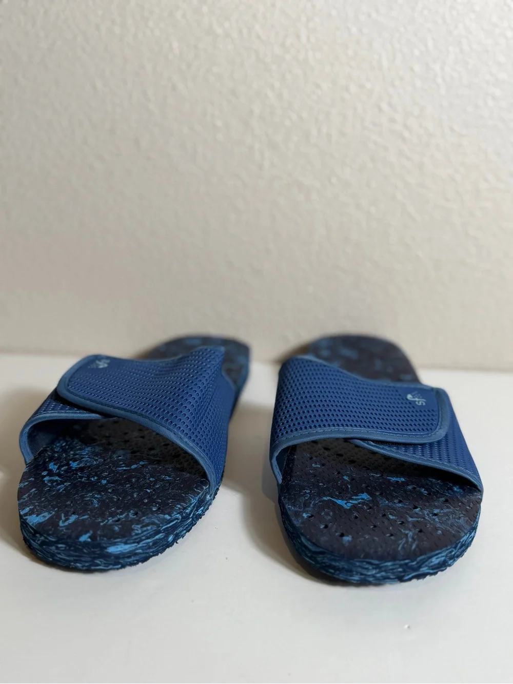 Showaflop~Men's~Antimicrobial~Adjustable~Anti-Slip~Shower/Gym Slide~Size 13/14